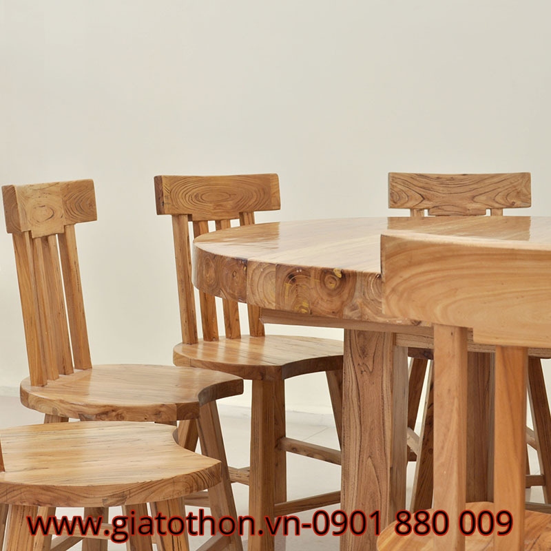 Bàn ghế ăn bằng gỗ tự nhiên